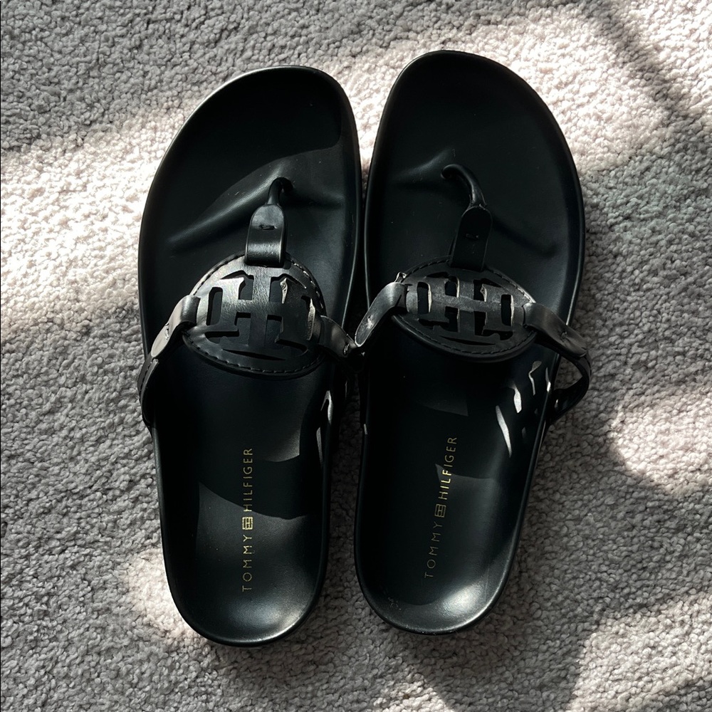 Tommy Hilfiger Black Slide Sandals